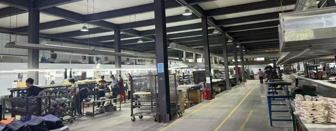 PATCUS na sejmu Canton Fair, patentirani čevlji iz naravnega lateksa odpirajo nov modri ocean za globalno sodelovanje